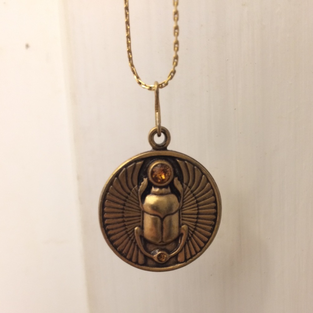 Alex and Ani Scarab charm necklace ❤️